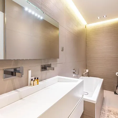 Guestready - Spacieux Et Elegant * Paris